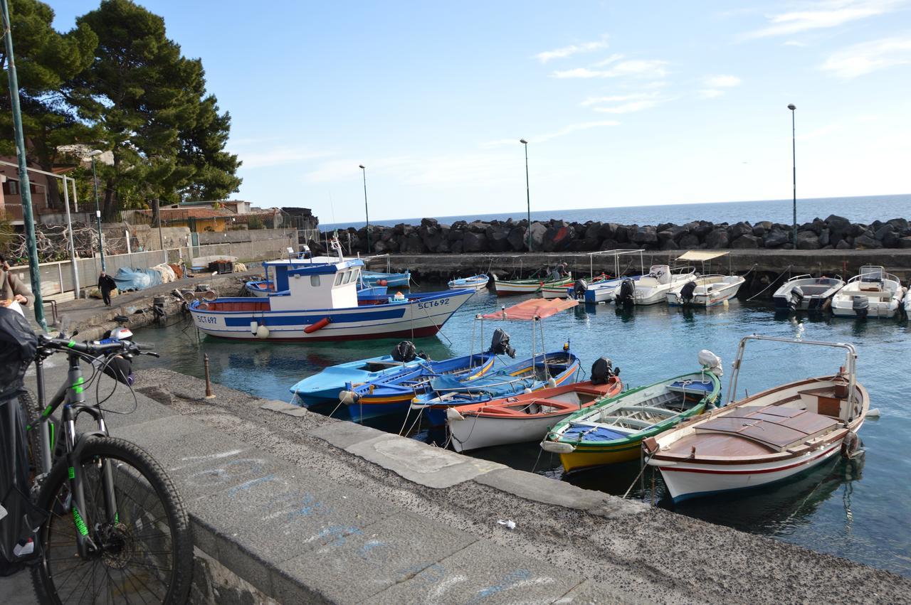 Casa vacanze La Grotticella Aeroporto di Catania Fontana Rossa